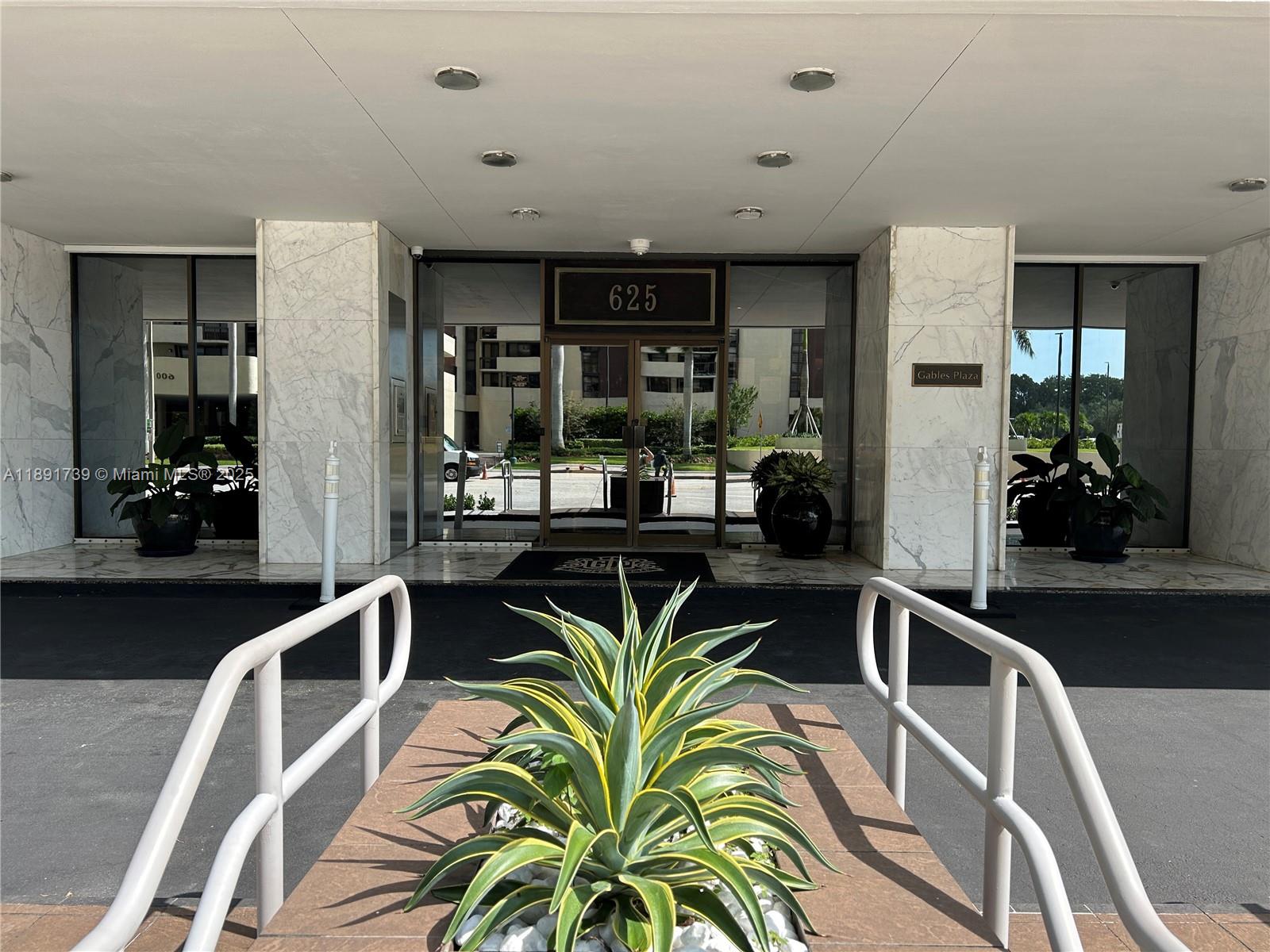GABLES PLAZA CONDO - Residential Lease