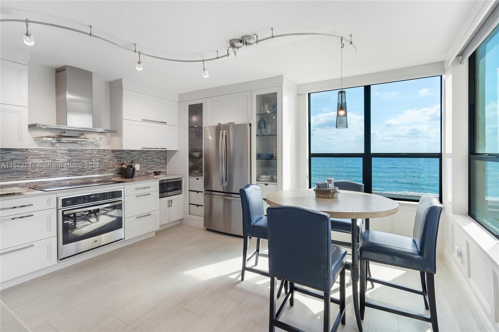 SEAWATCH AT JUPITER ISLAN - Residential