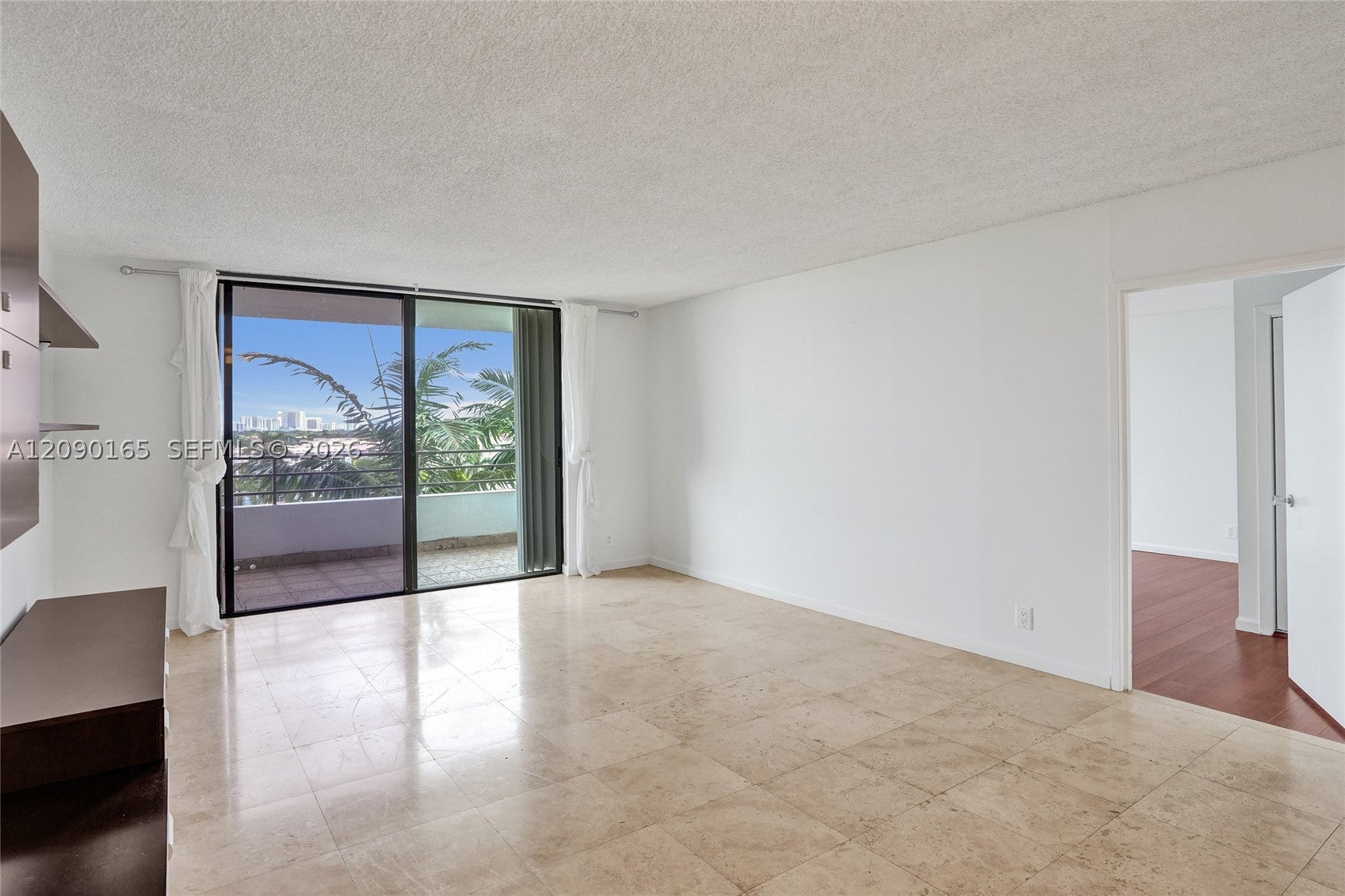 500 Three Islands Blvd 408