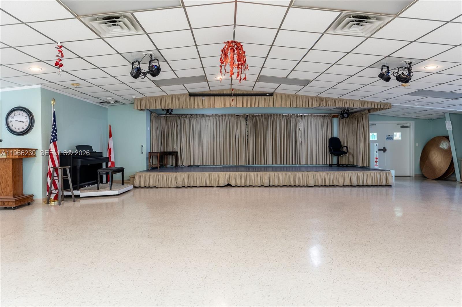 IMPERIAL BONITA ESTATES - Residential