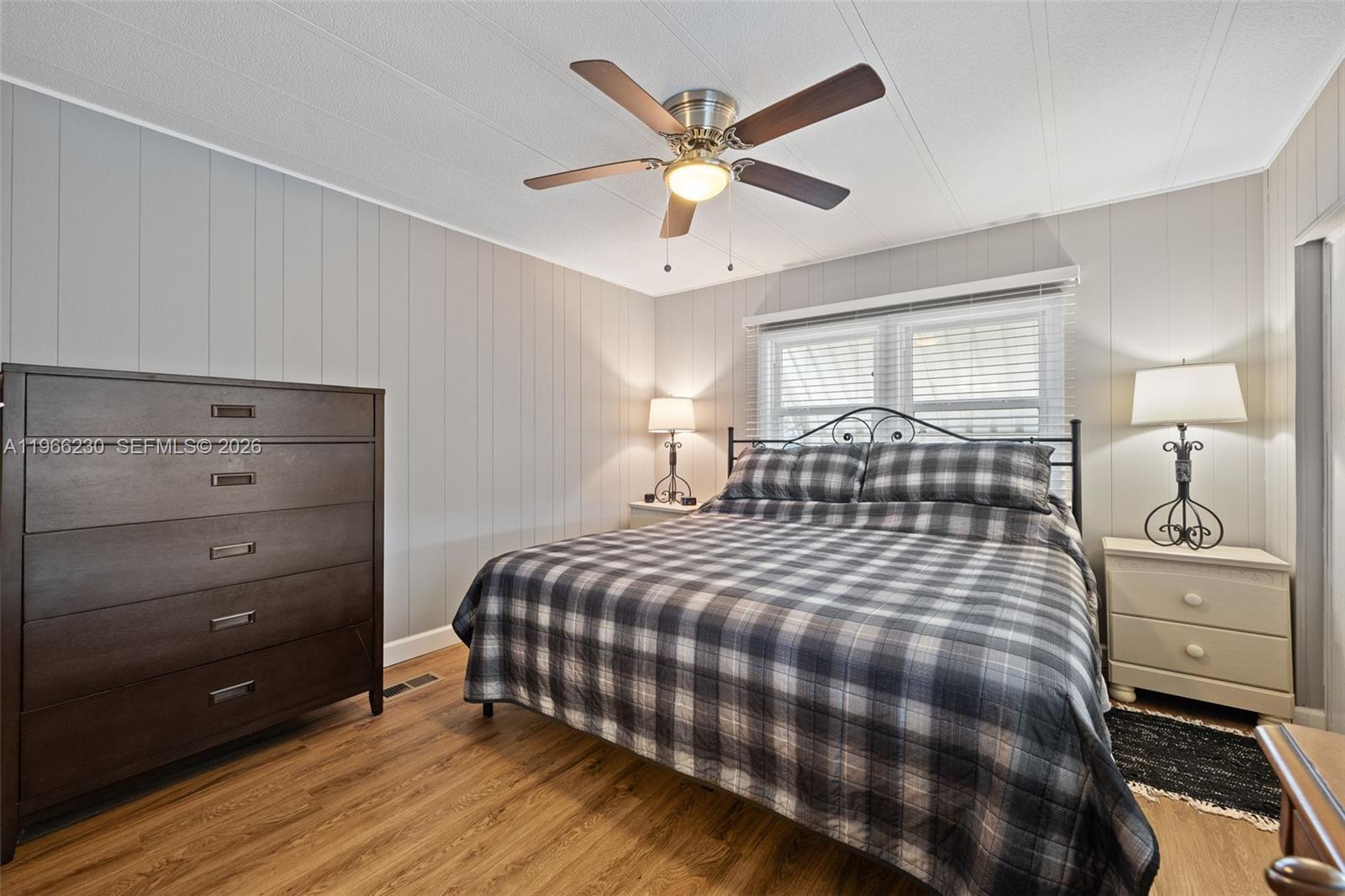 IMPERIAL BONITA ESTATES - Residential