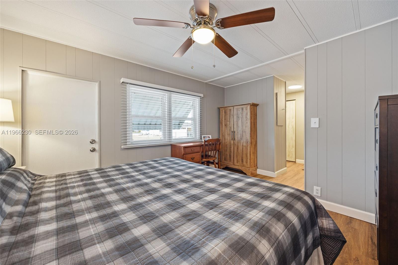 IMPERIAL BONITA ESTATES - Residential