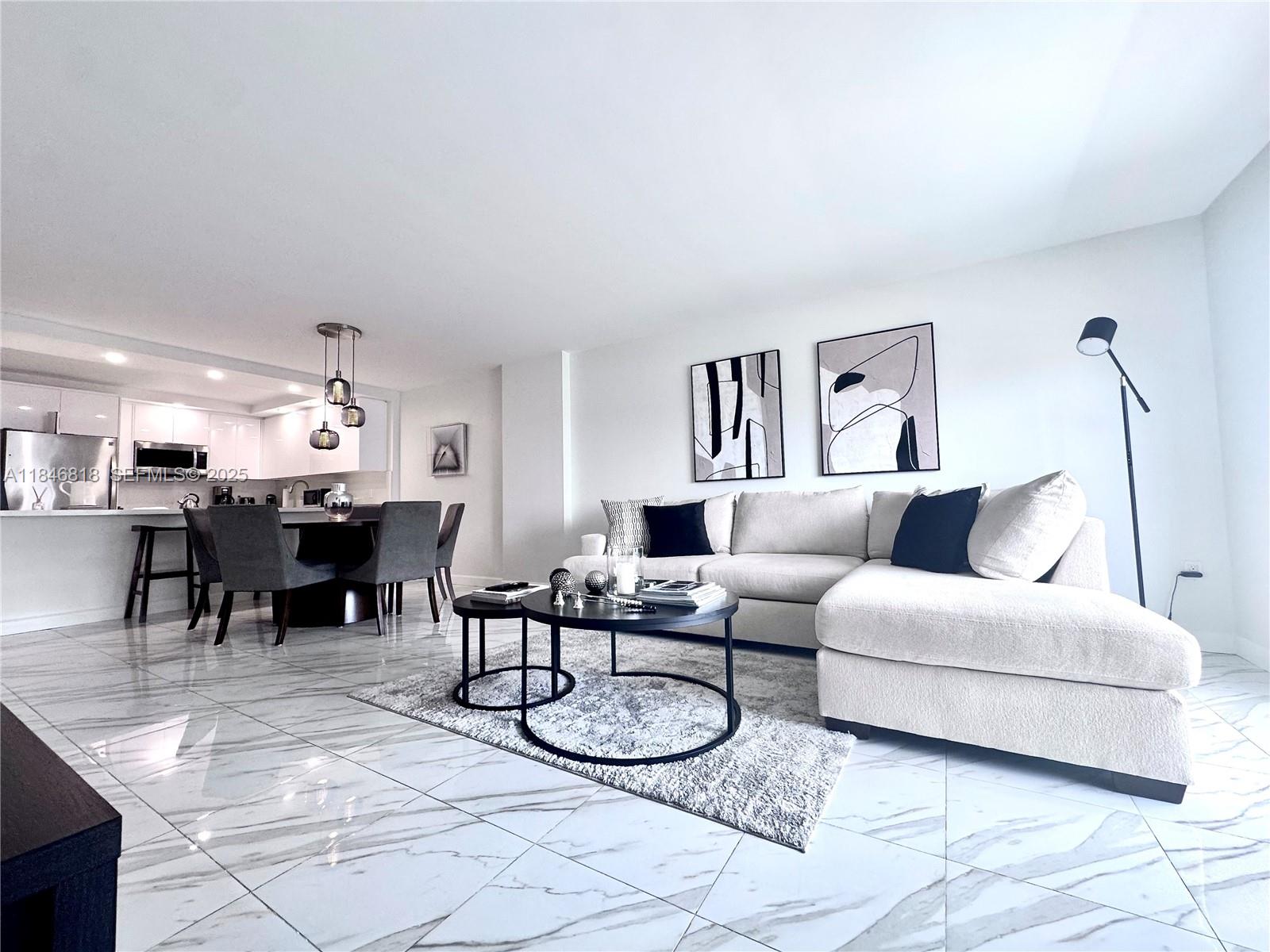 ADMIRALS PORT CONDO - EAS - Residential Lease