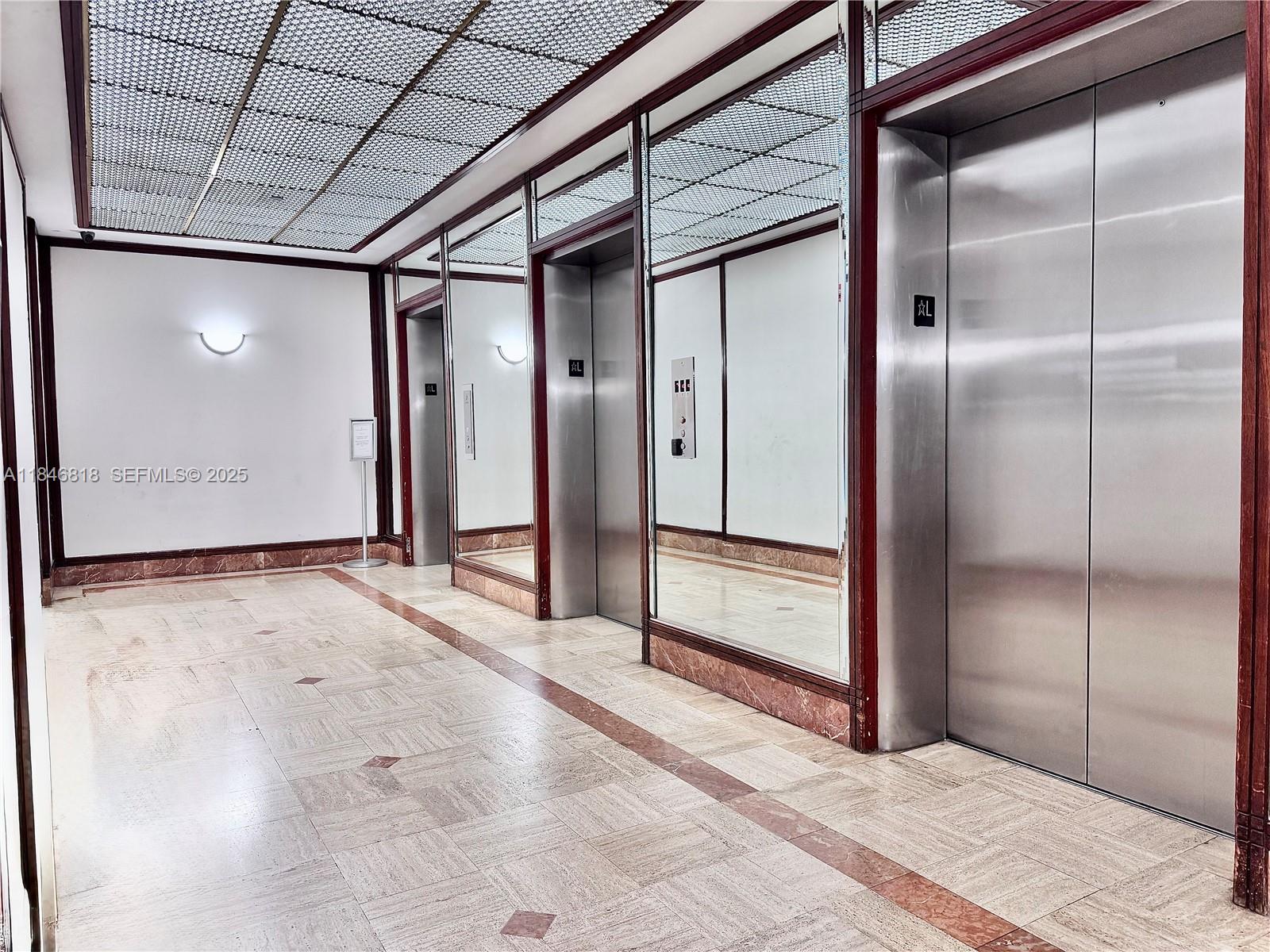 ADMIRALS PORT CONDO - EAS - Residential Lease