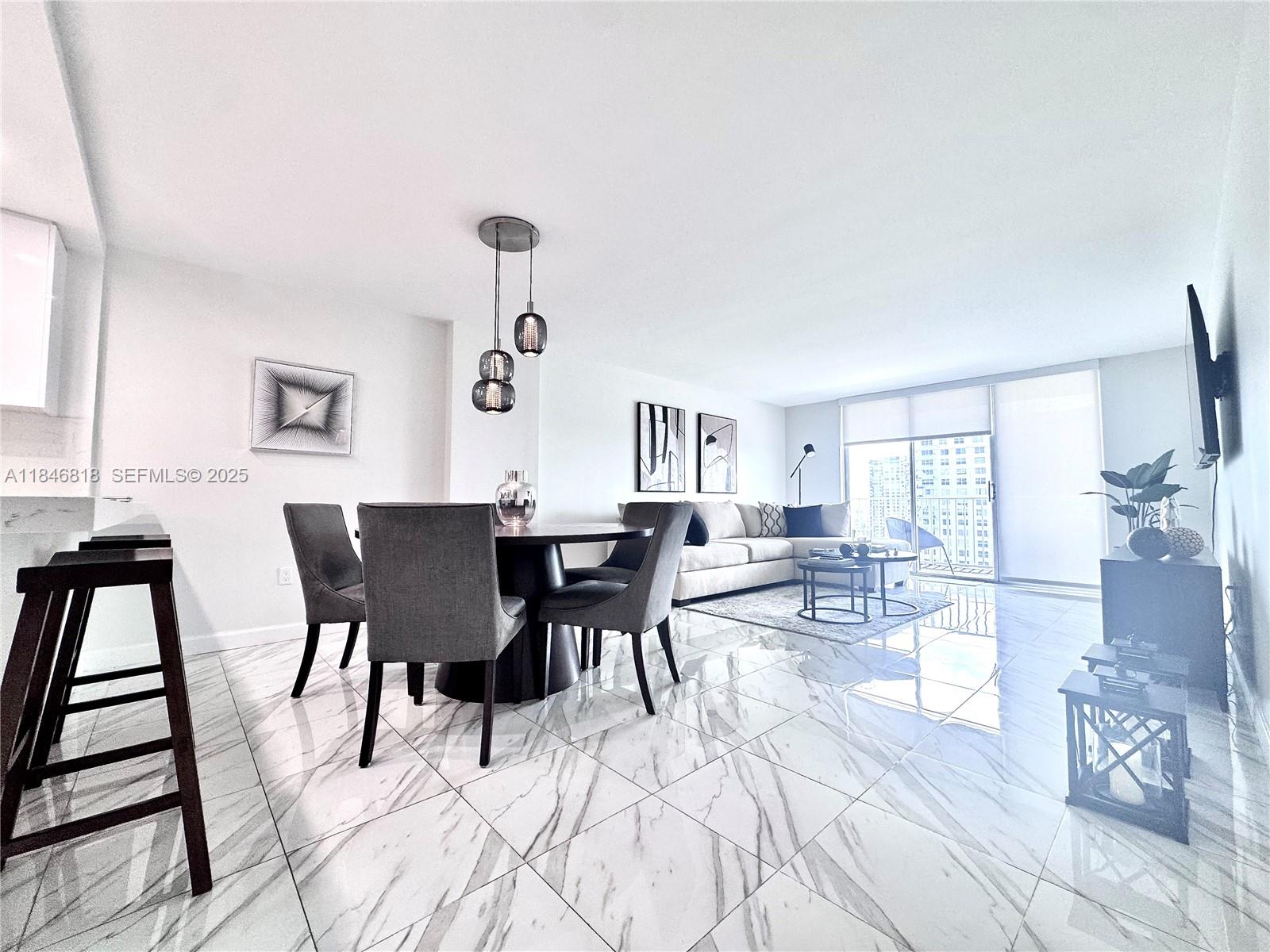 ADMIRALS PORT CONDO - EAS - Residential Lease