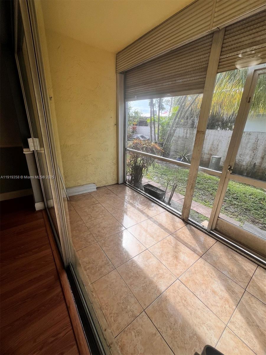 WOODBRIDGE CONDO - Residential