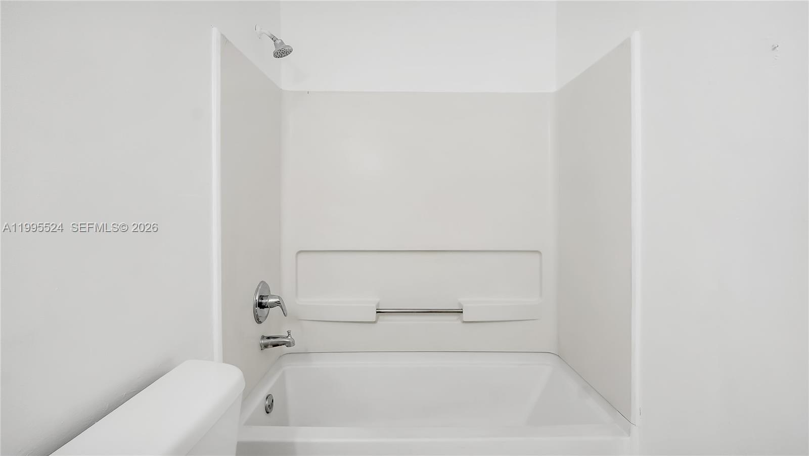 HABITAT VILLAS - Residential Lease