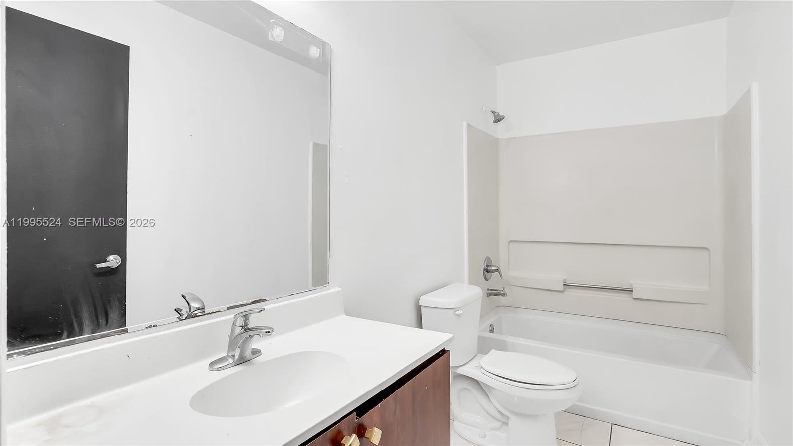 HABITAT VILLAS - Residential Lease