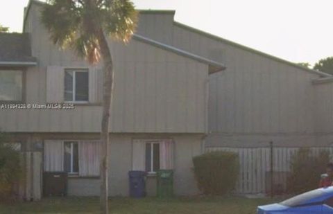 2144 NW 57th Ave 14-B Lauderhill FL 33313