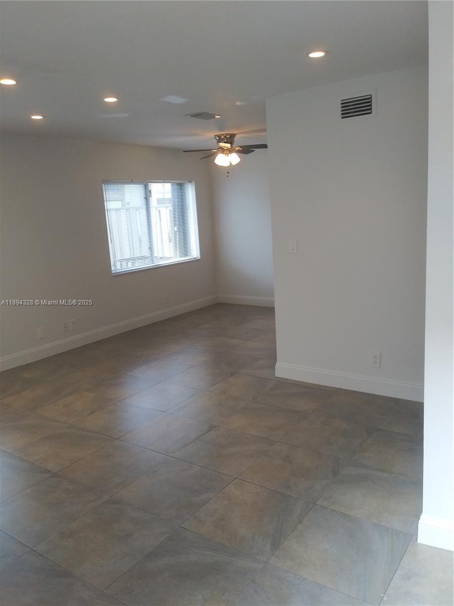View photos, virtual tours, details... 2144 NW 57th Ave 14-B