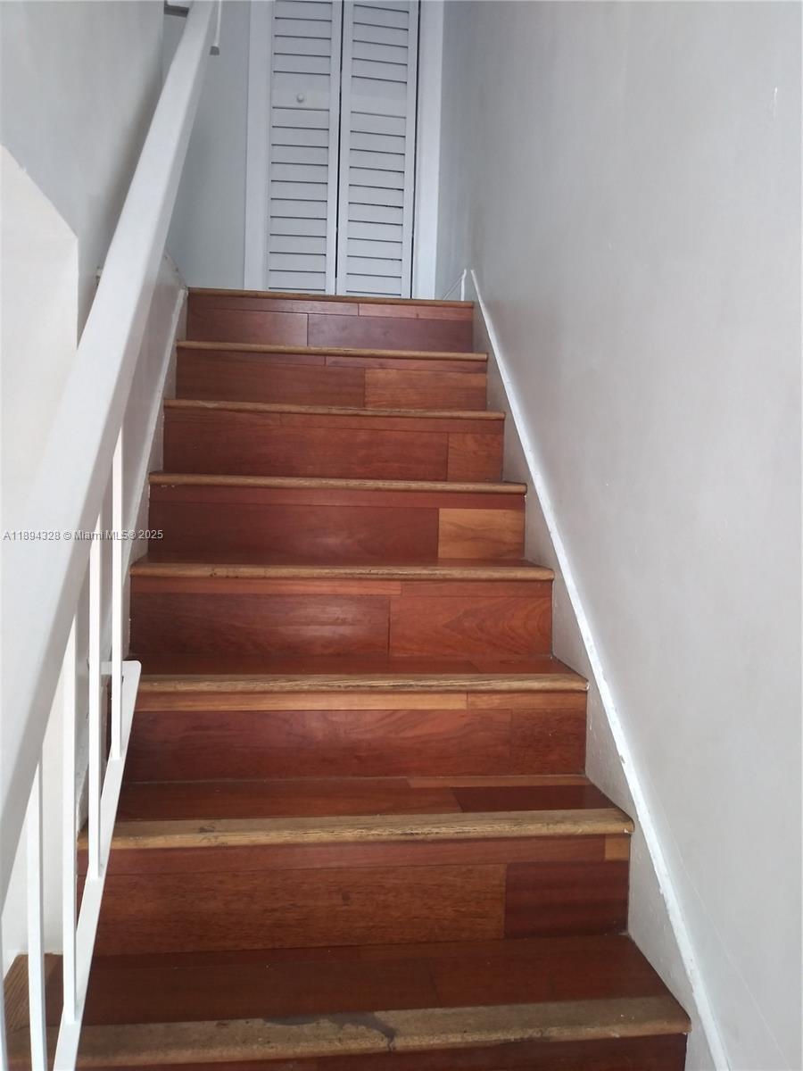 HABITAT II CONDO - Residential