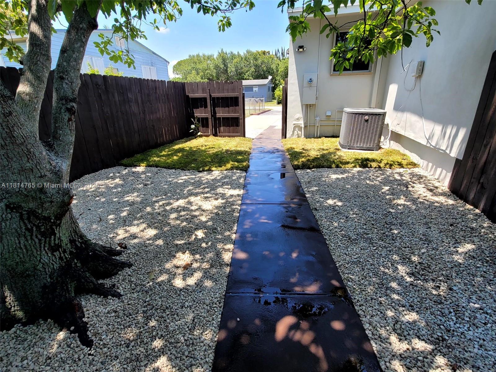 1720 NW 180th Ter Back