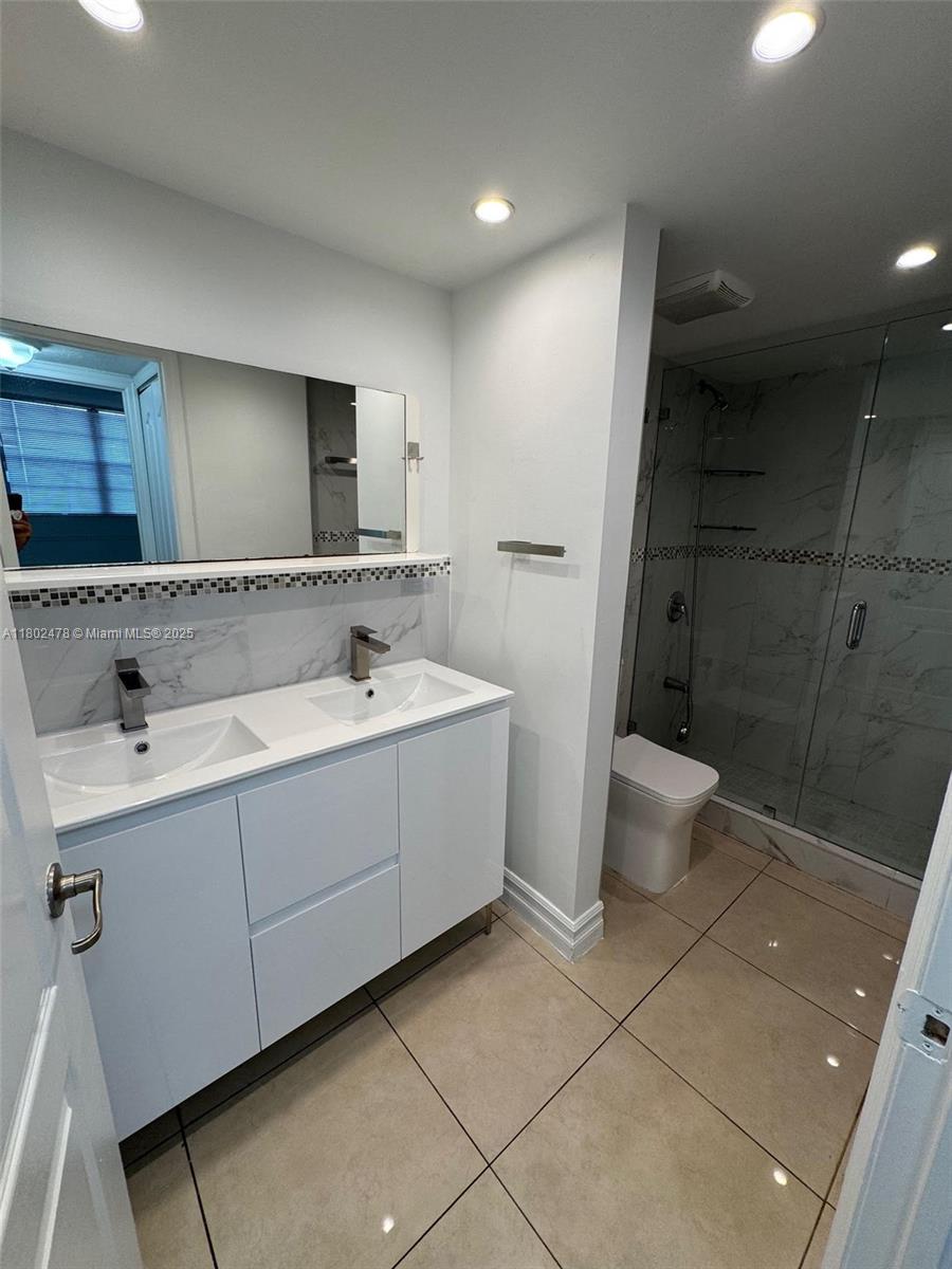3611 SW 117th Ave 10-104