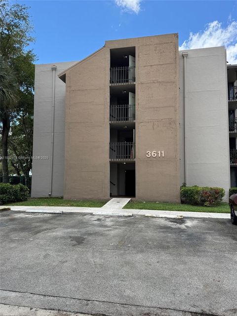 3611 SW 117th Ave 10-104 Miami FL 33175