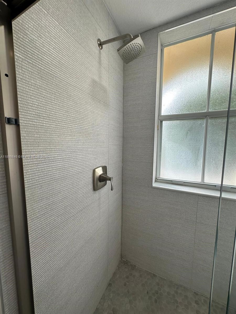 COSTA DORADA - Residential Lease