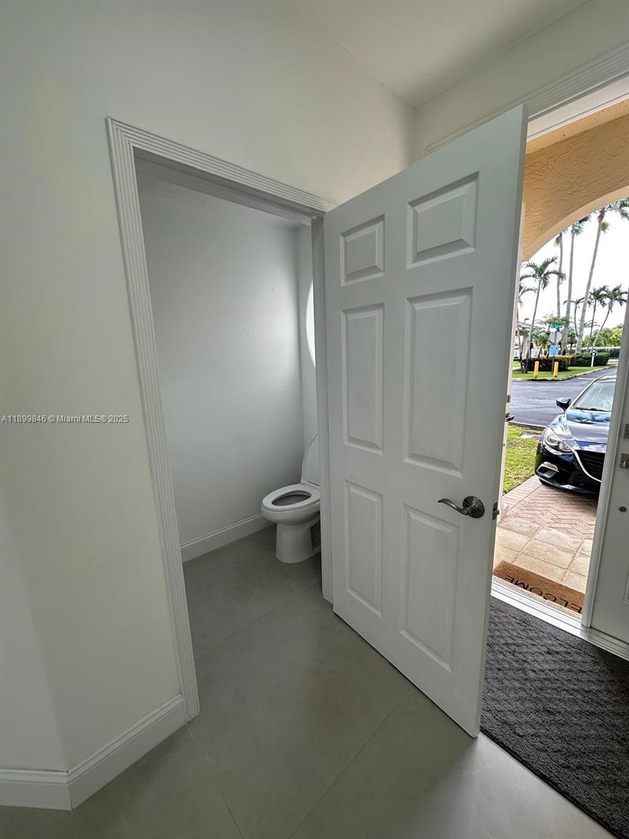 COSTA DORADA - Residential Lease