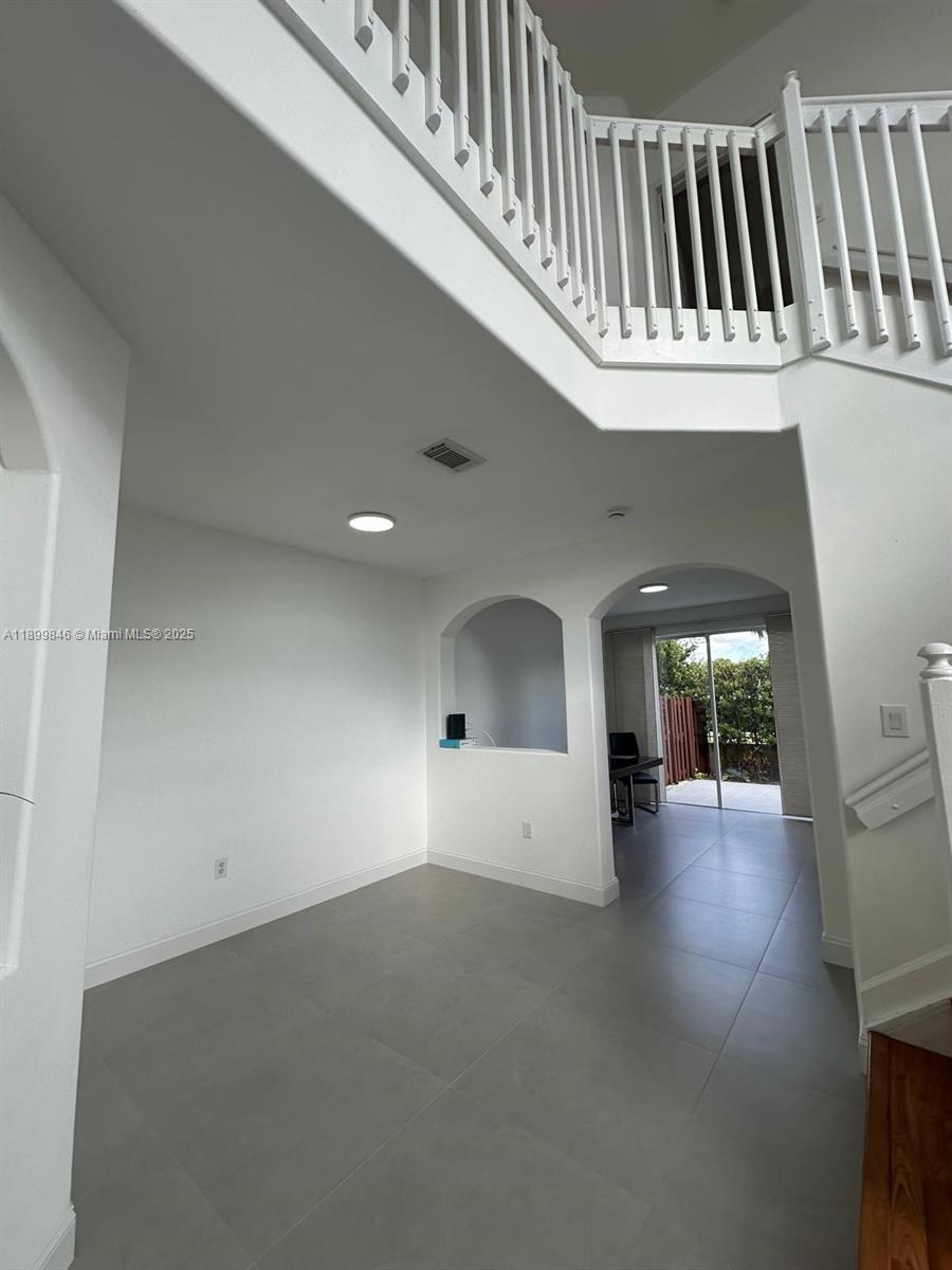 COSTA DORADA - Residential Lease