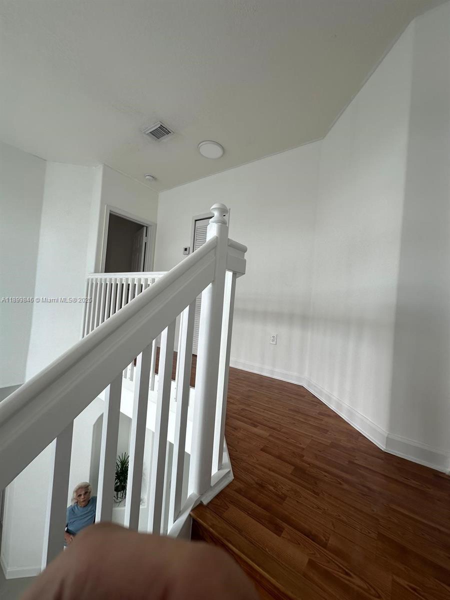 COSTA DORADA - Residential Lease