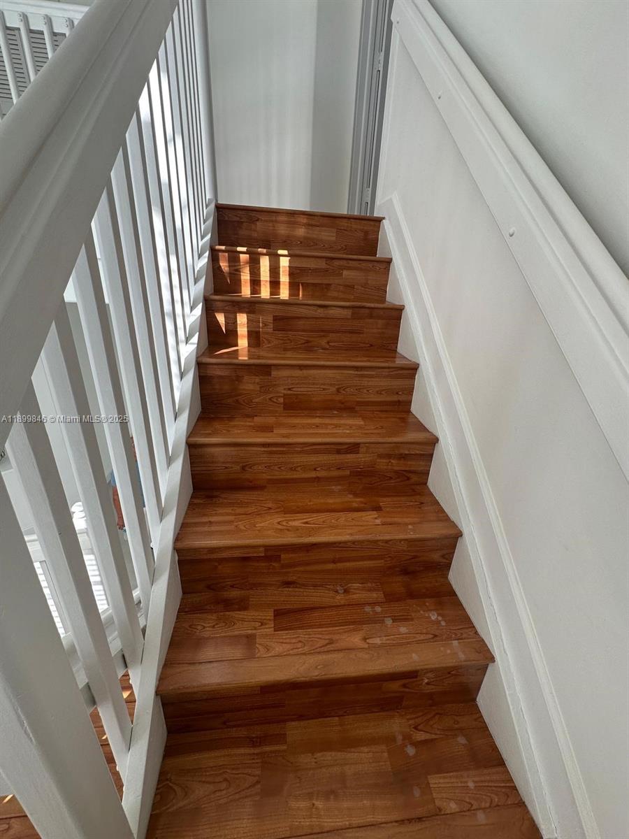 COSTA DORADA - Residential Lease