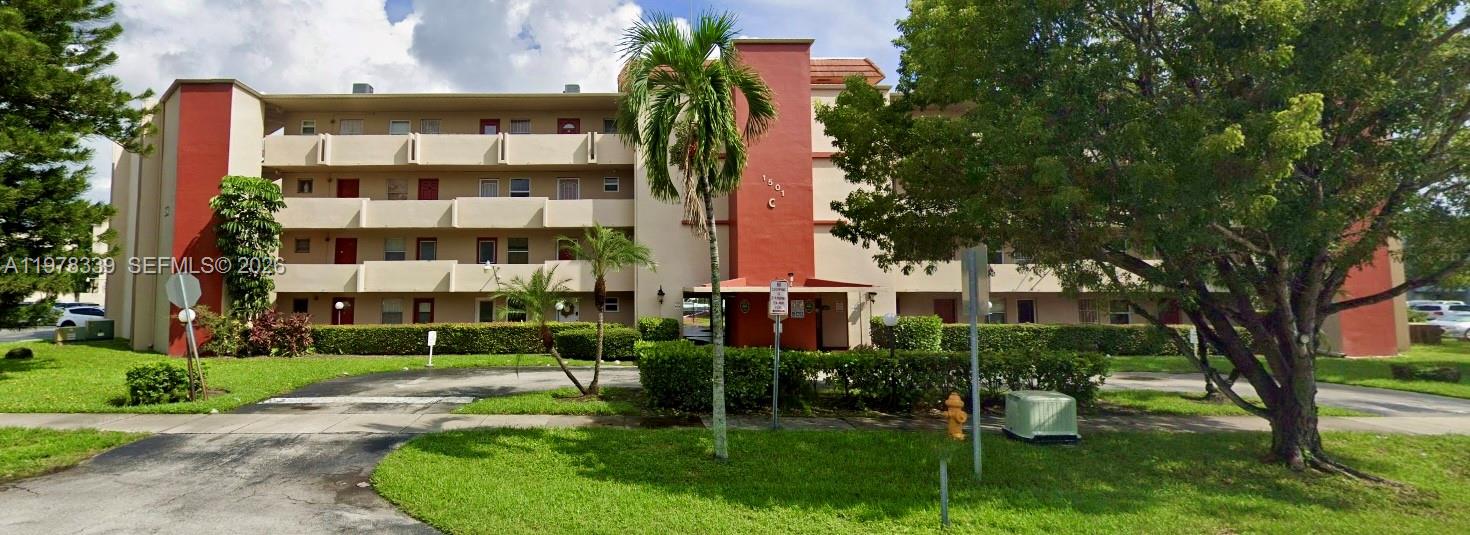 ROLLING GREEN CONDO C - Residential