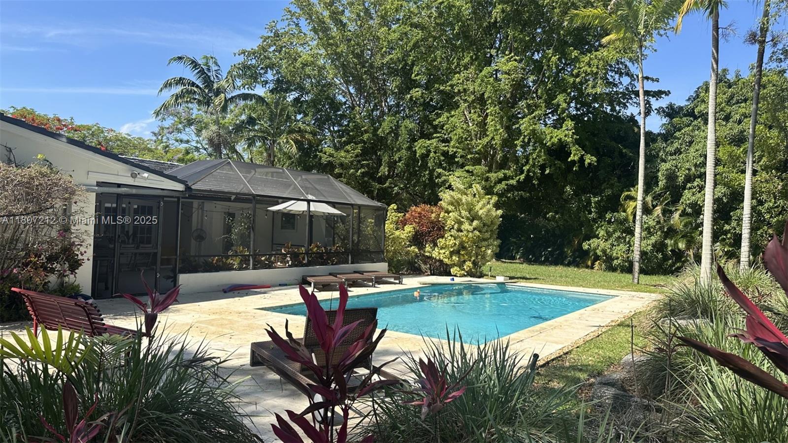 Rental Property at 12929 Sw 60th Ave, Pinecrest, Miami-Dade County, Florida - Bedrooms: 3 
Bathrooms: 2  - $8,500 MO.