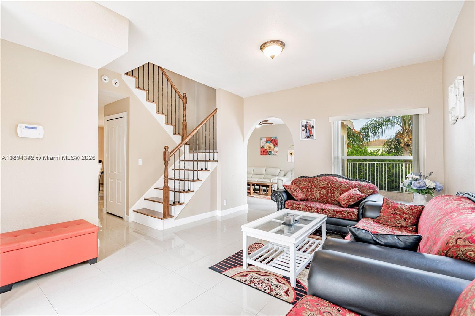 COUNTRY CLUB VILLAGE - Residential Lease