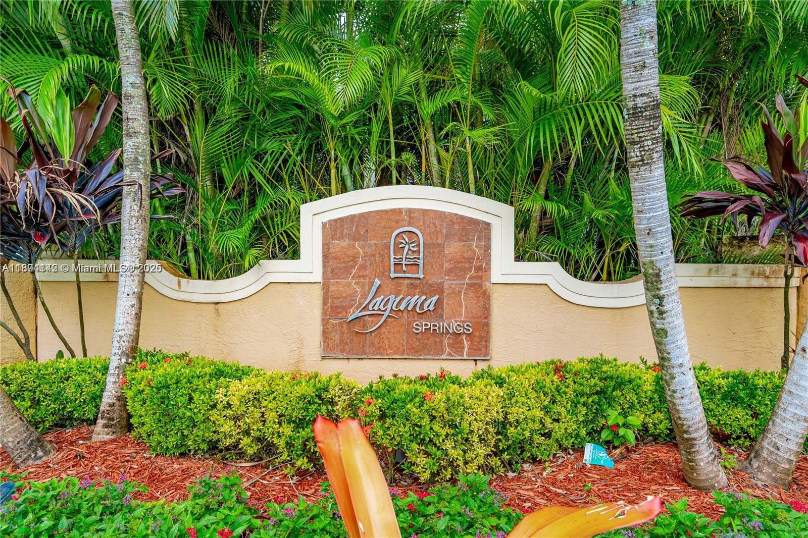 COUNTRY CLUB VILLAGE - Residential Lease