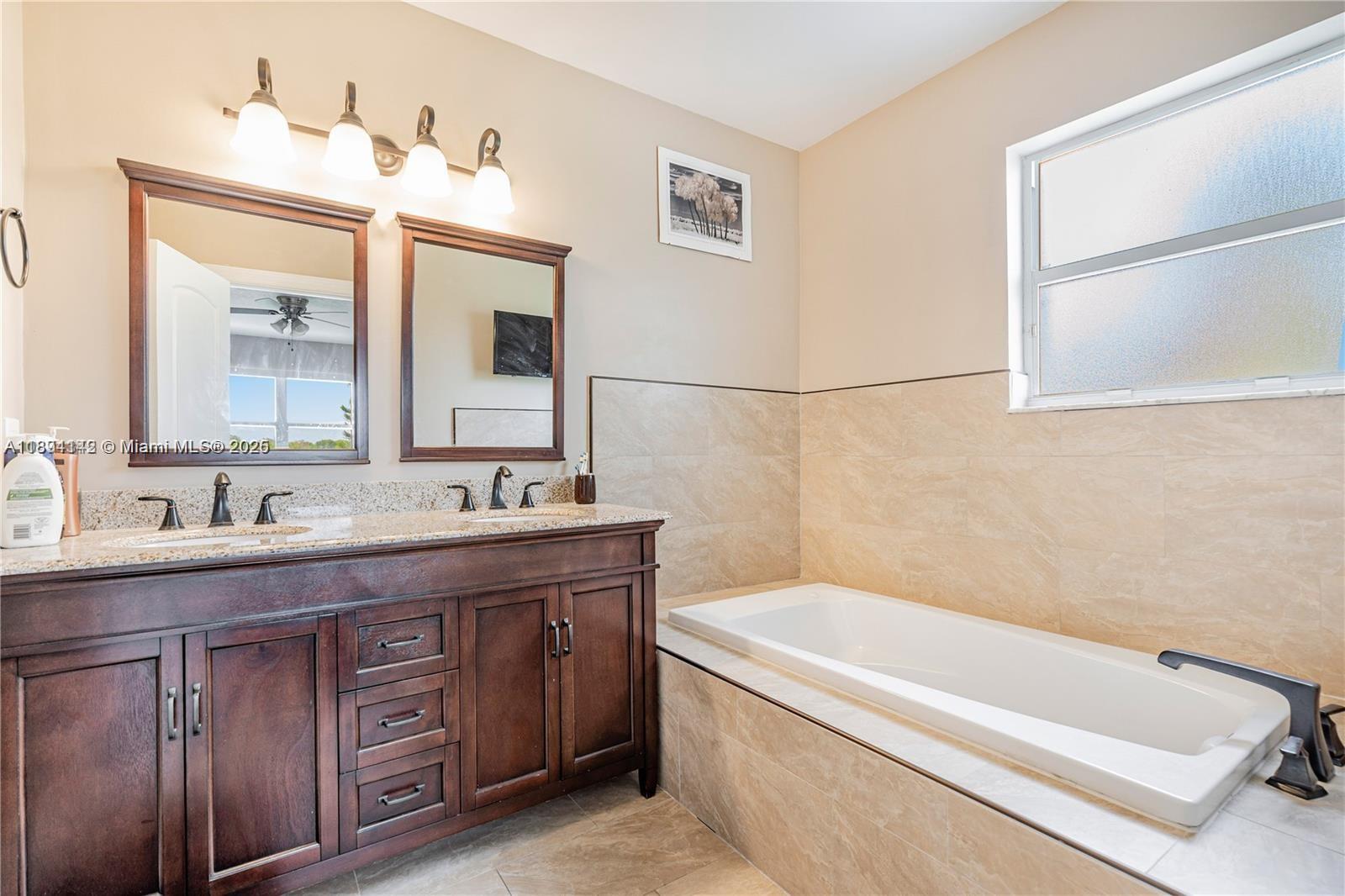 COUNTRY CLUB VILLAGE - Residential Lease