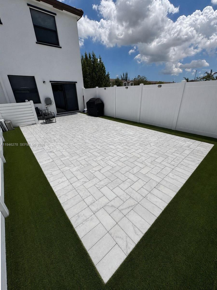 AQUABELLA NORTH REPLAT - Residential