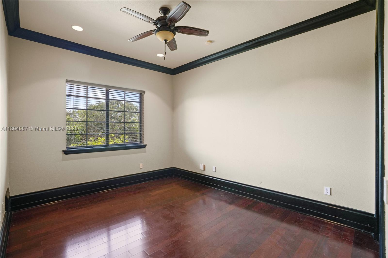 Acreage & Unrec - Residential