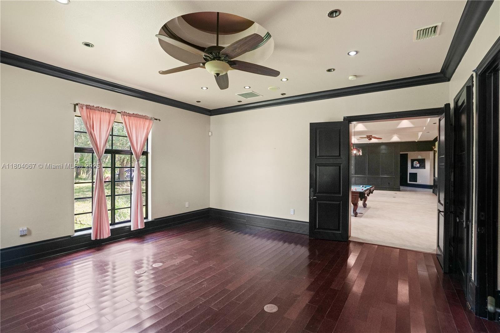 Acreage & Unrec - Residential