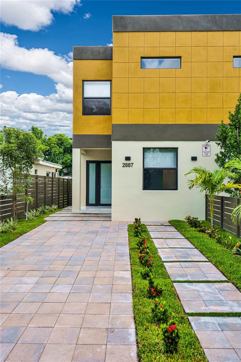 2887 SW 33rd Ave 2887