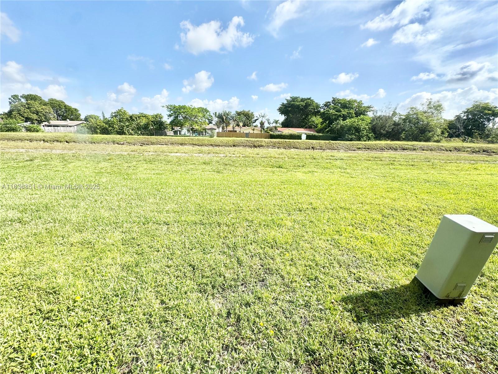 SUNRISE LAKES 89 CONDO - Residential