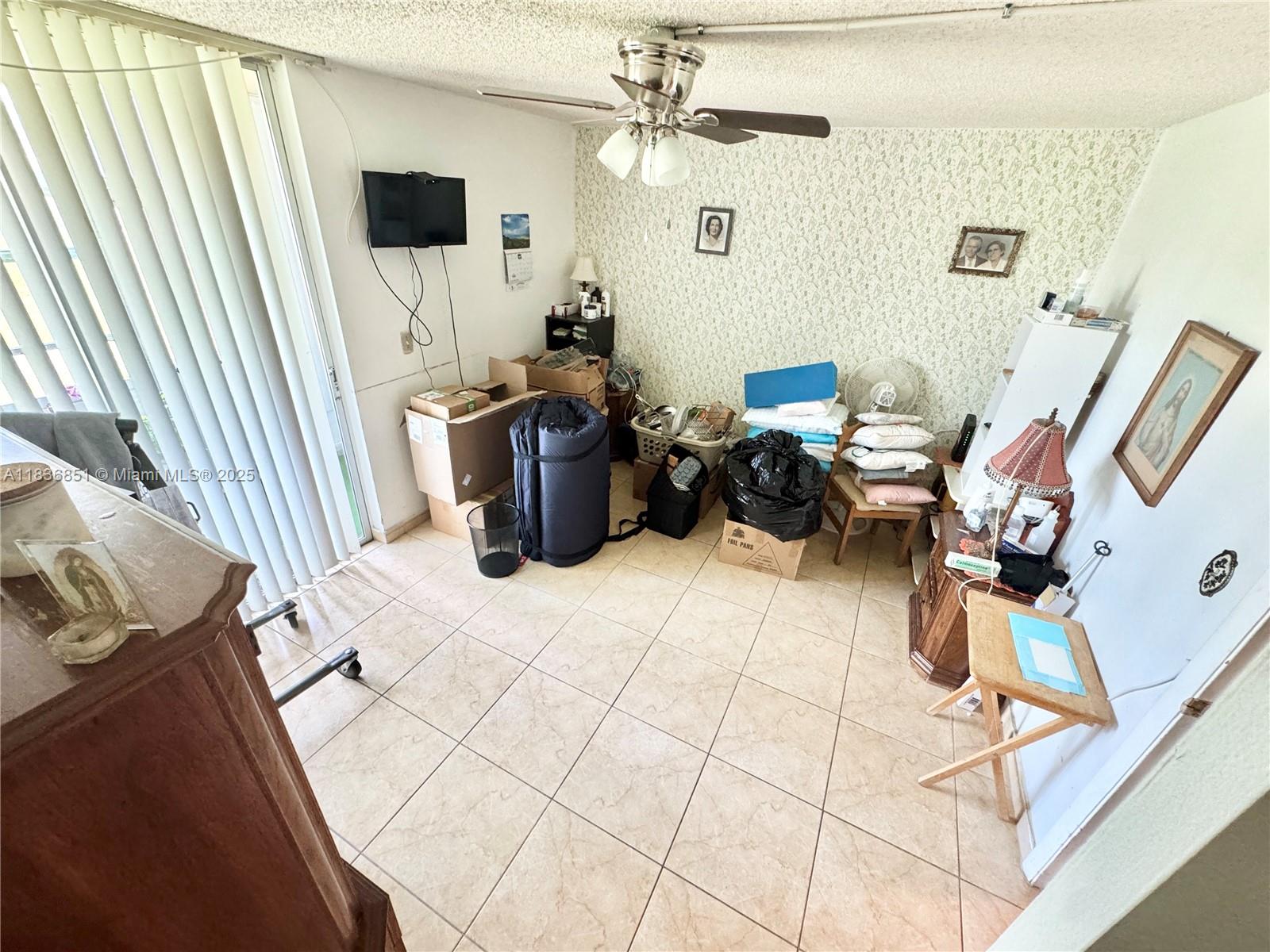 SUNRISE LAKES 89 CONDO - Residential