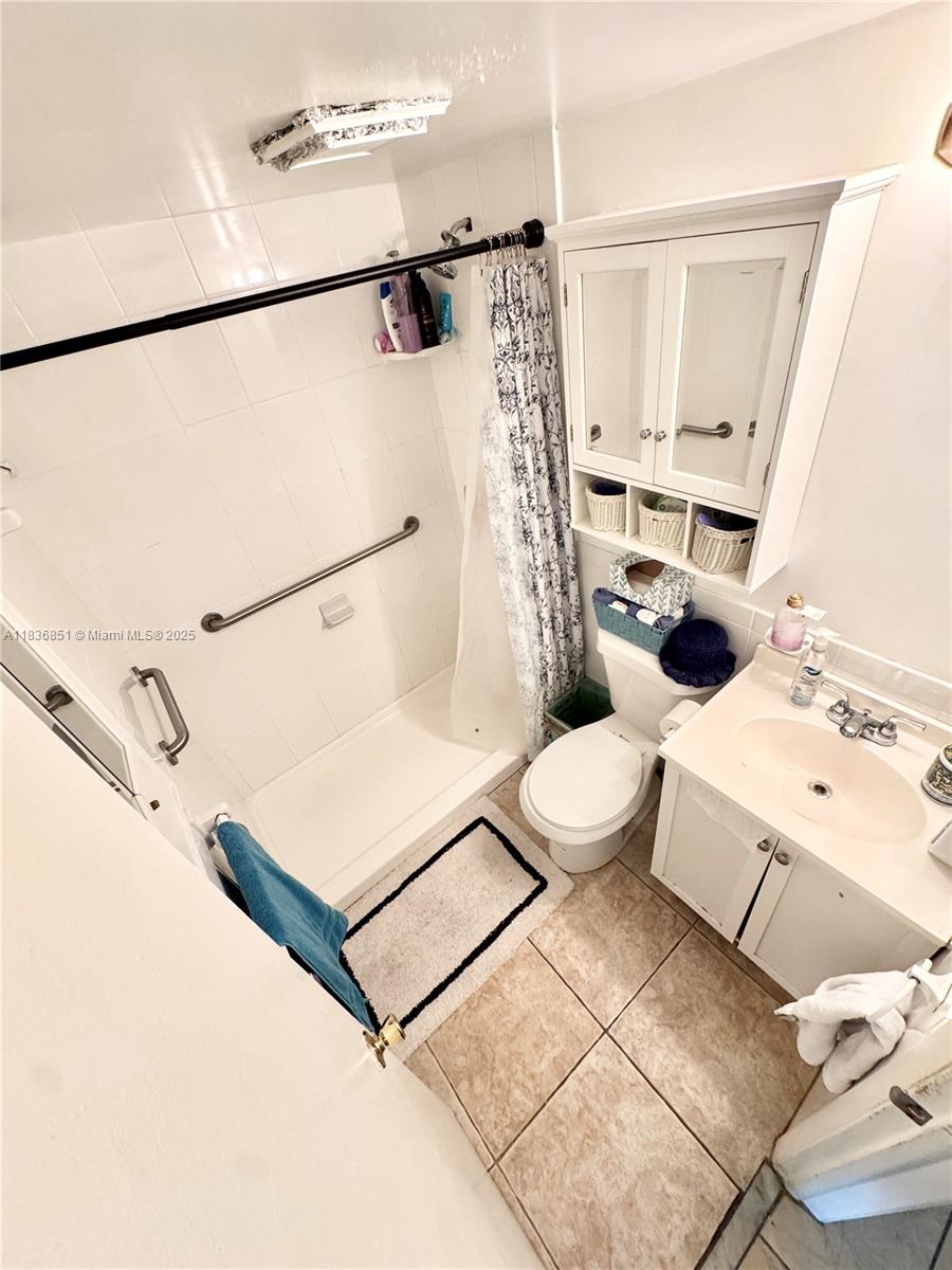 SUNRISE LAKES 89 CONDO - Residential