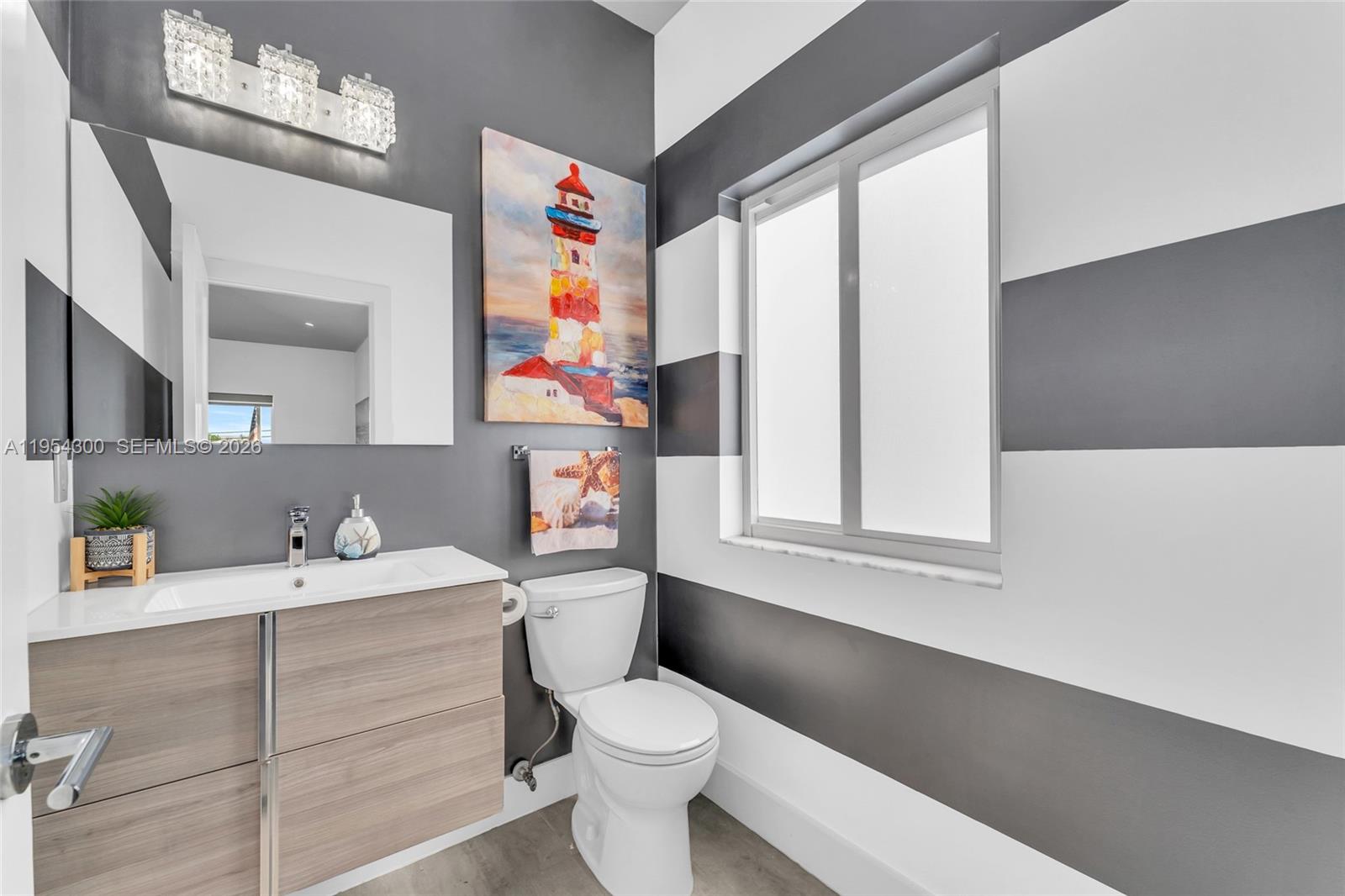 KEY LARGO BEACH - Residential