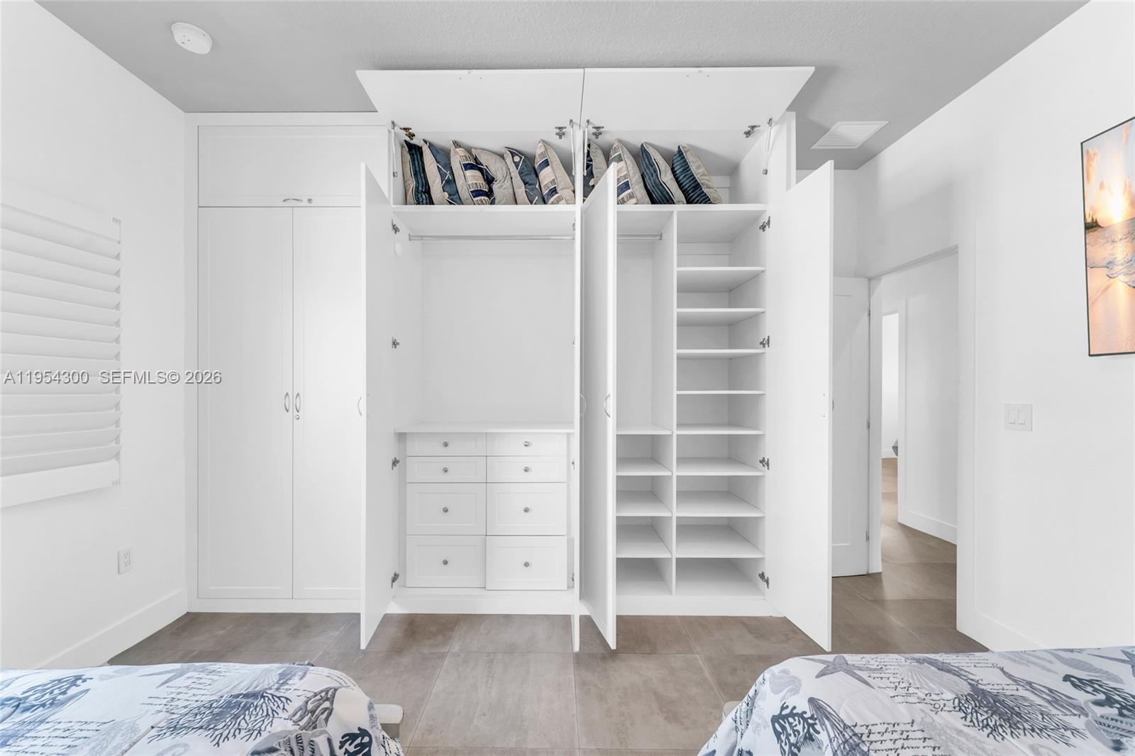 KEY LARGO BEACH - Residential