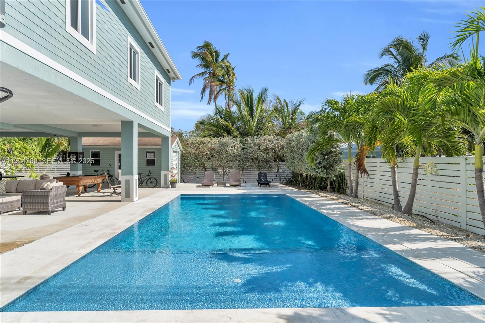 KEY LARGO BEACH - Residential