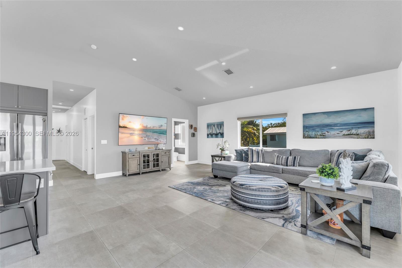 KEY LARGO BEACH - Residential