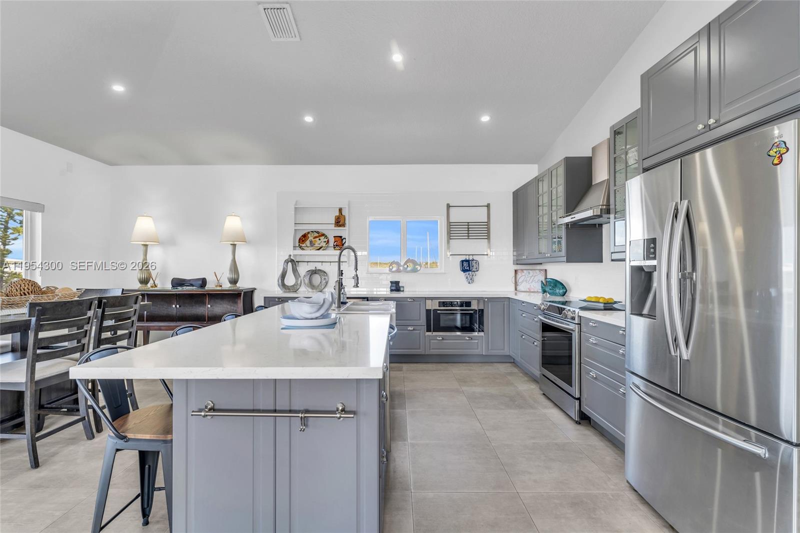 KEY LARGO BEACH - Residential