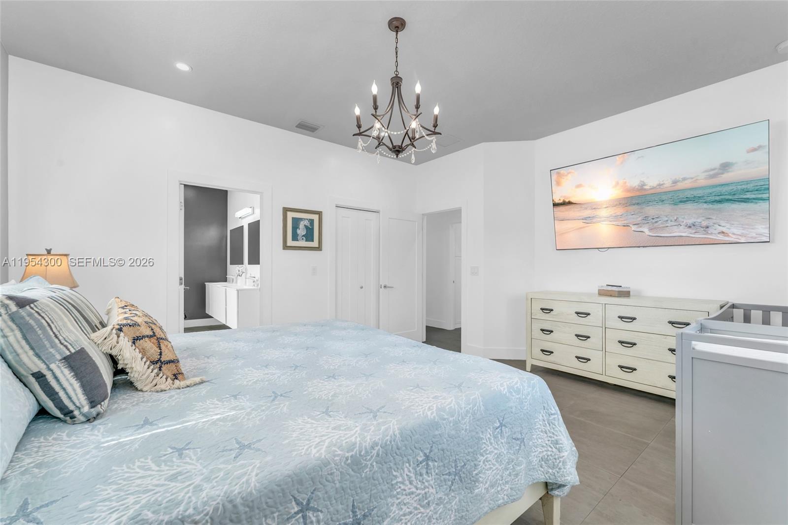 KEY LARGO BEACH - Residential