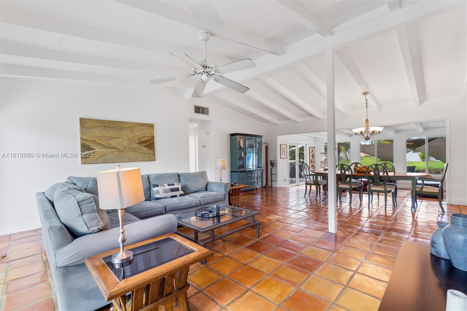 2531 Sugarloaf Ln