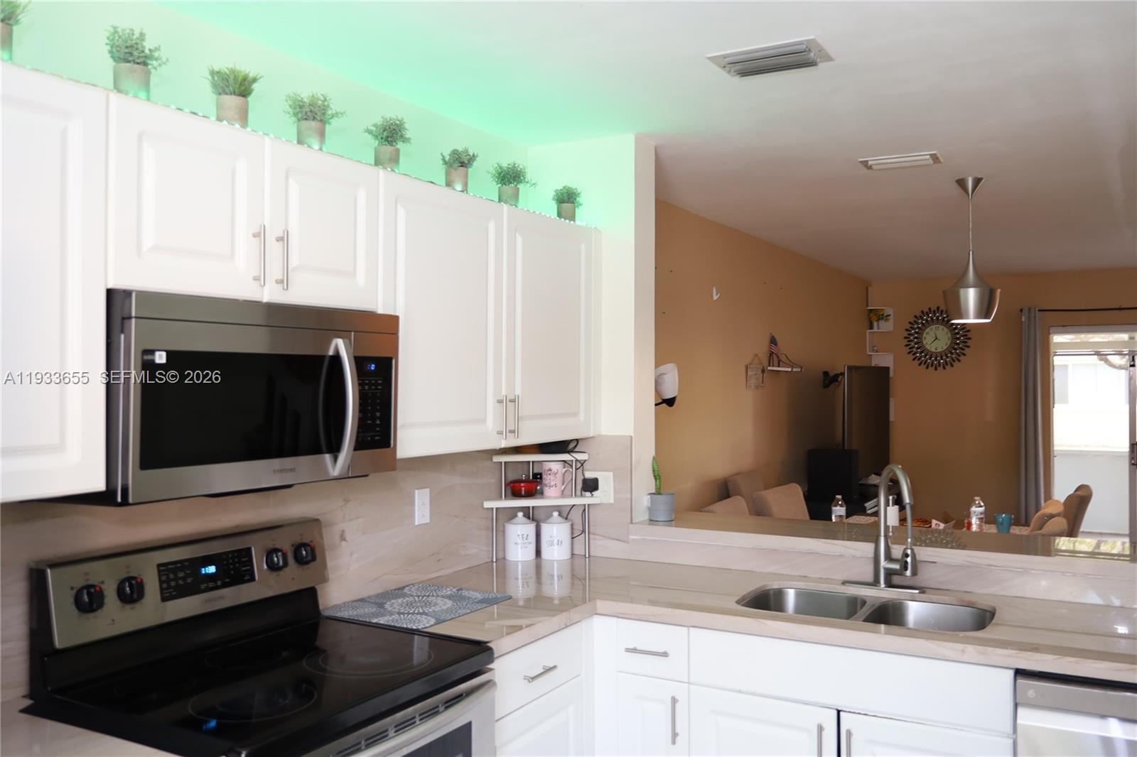 CHAPEL TRAIL II - Residential