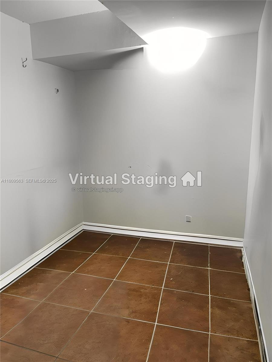 JADE WINDS GROUP - - Residential