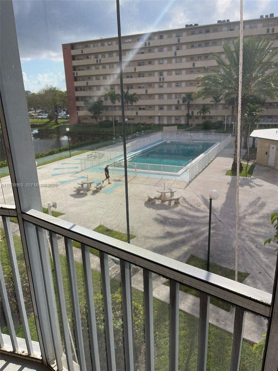 JADE WINDS GROUP - - Residential