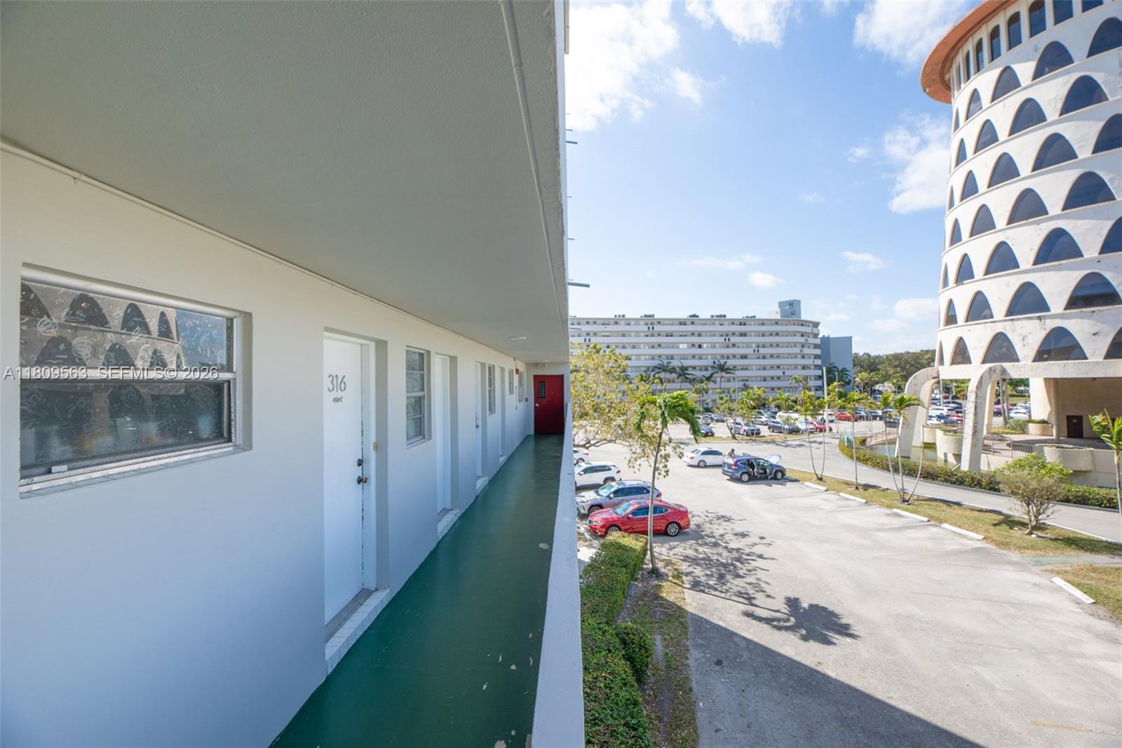 JADE WINDS GROUP - - Residential