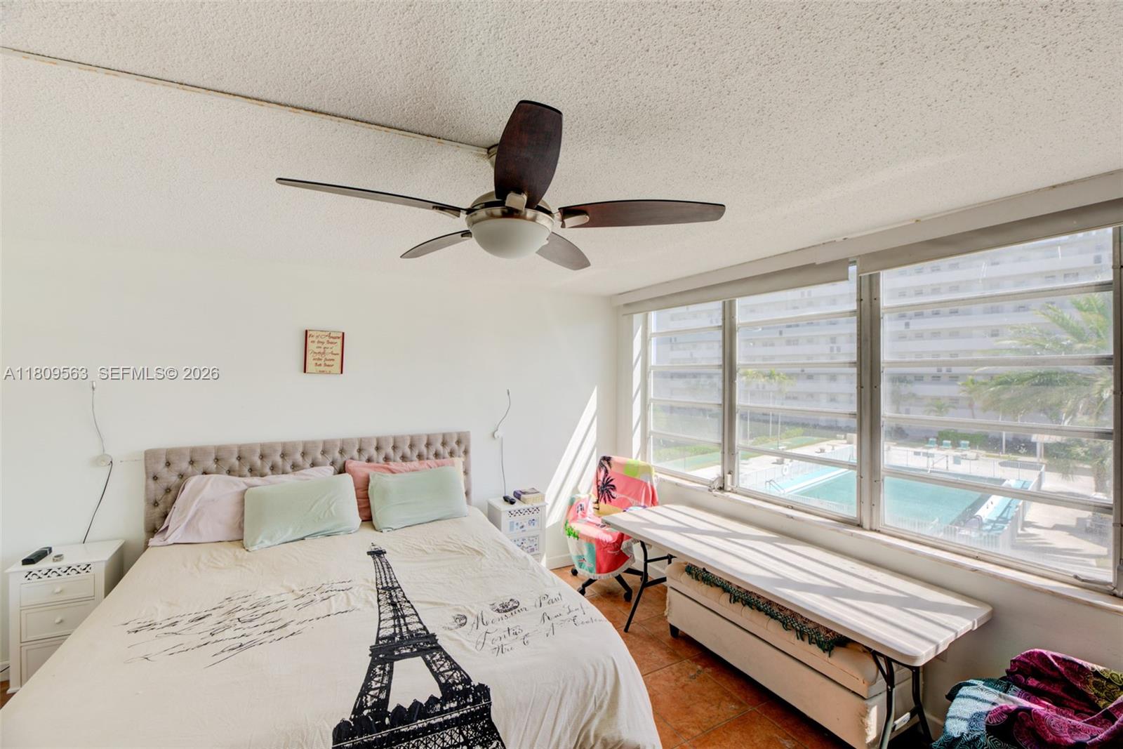 JADE WINDS GROUP - - Residential