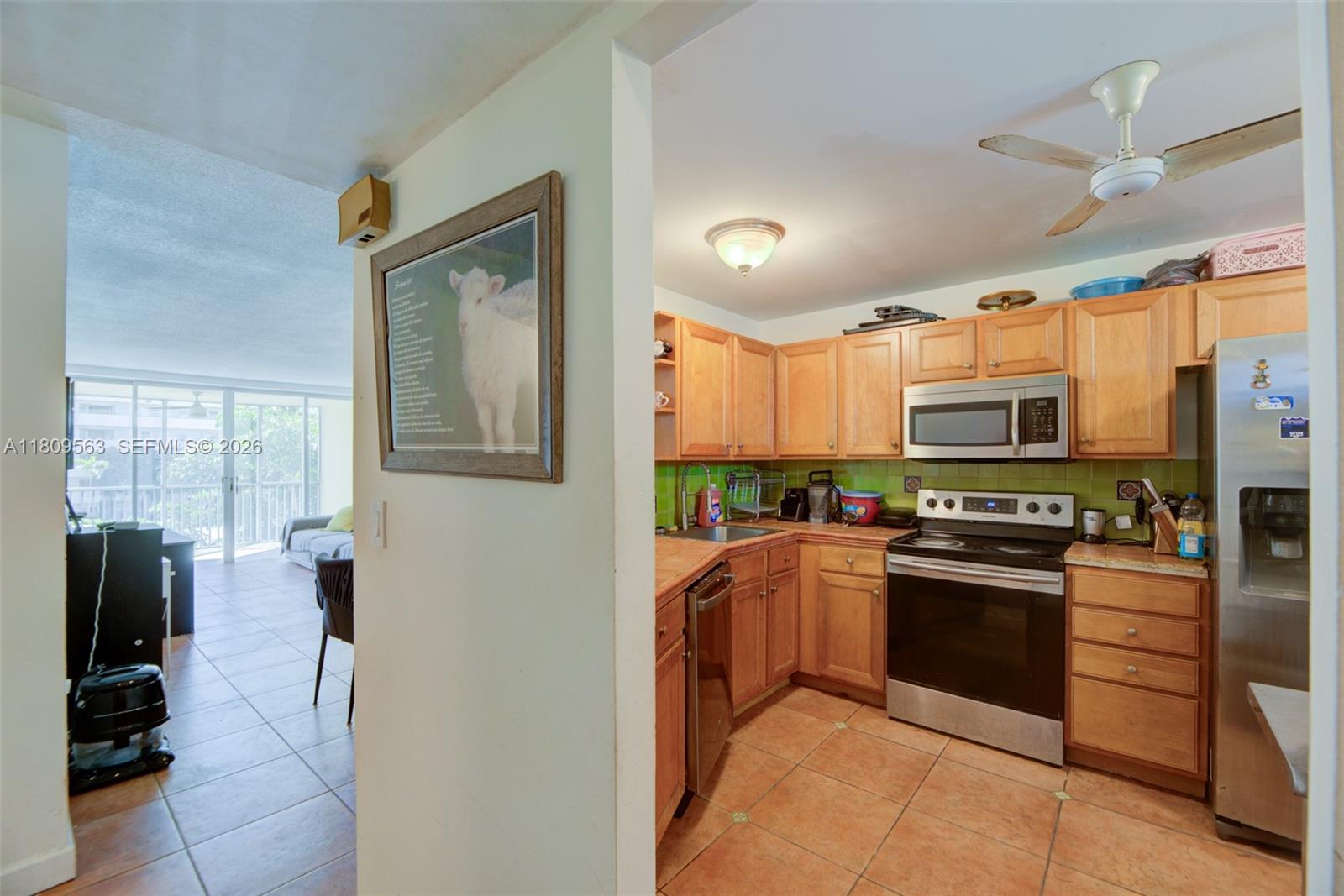 JADE WINDS GROUP - - Residential