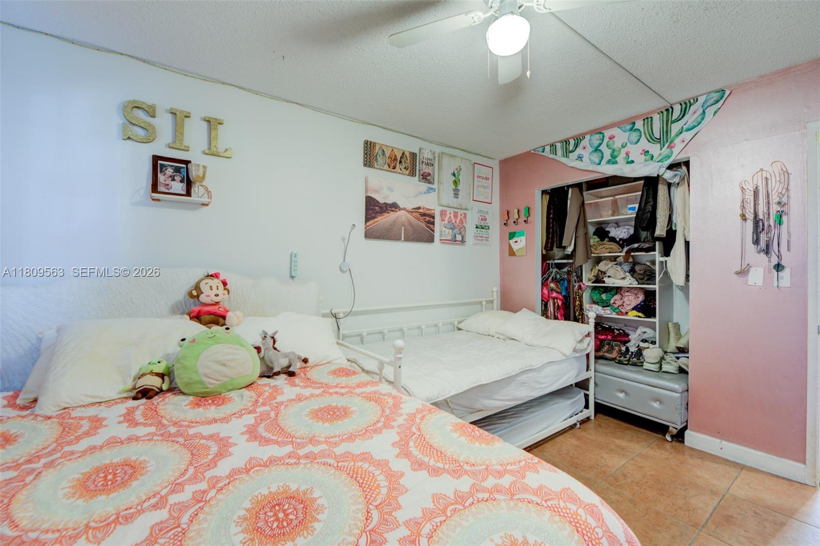 JADE WINDS GROUP - - Residential