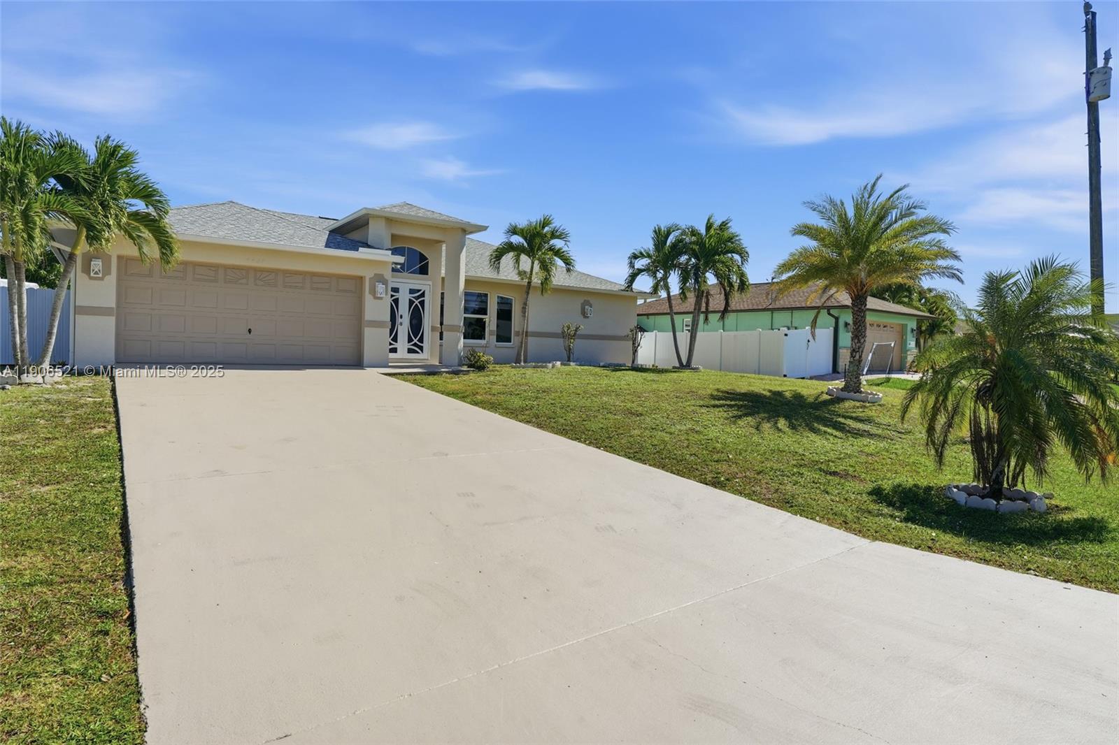 CAPE CORAL - Residential